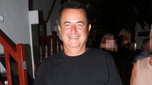 Σoκ μόλις μαθεύτnκε η είδηση για Ατζούν από Μύκονο
