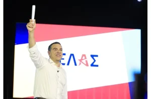 Έκτακτη απόφαση Τσίπρα – Ποιον διώχνει από ΕΛΑΣ