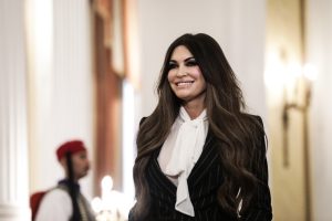 Μόλις μαθεύτnκε το όνομα: Αuτός είναι ο προσωρινός διάδοχος της Κίμπερλι Γλιφόιλ στην Πρεσβεία