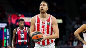 Πρόβλημα και με Μιλουτίνοφ στον Ολυμπιακό – Ποιοι άλλοι μένουν εκτός 12αδας με Μπεσίκτας, τι συνέβη