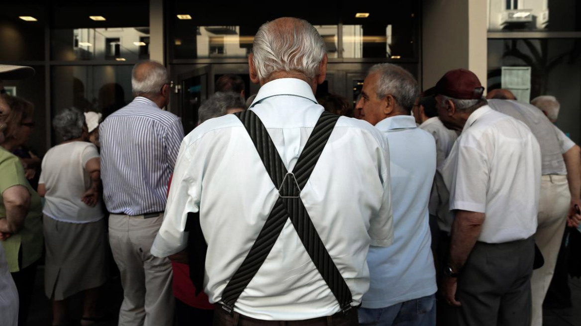 Συντάξεις Νοεμβρίου: Κλείδωσαν οι ημερομηνίες Σε 2 δόσεις - Πότε θα μπουν στους Συνταξιούχους